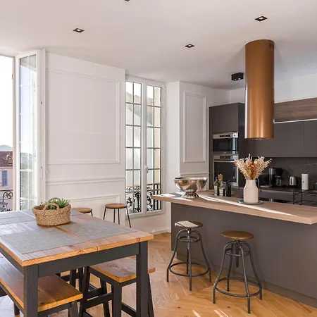 Διαμέρισμα Syssi - 3 Avec Salles De Bains, Spacieux, Calme, Moderne, Ideal Congres