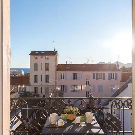 Syssi - 3 Avec Salles De Bains, Spacieux, Calme, Moderne, Ideal Congres Διαμέρισμα