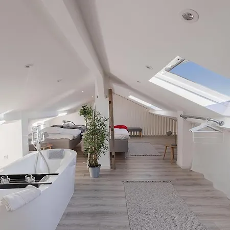 شقة Syssi - 3 Avec Salles De Bains, Spacieux, Calme, Moderne, Ideal Congres